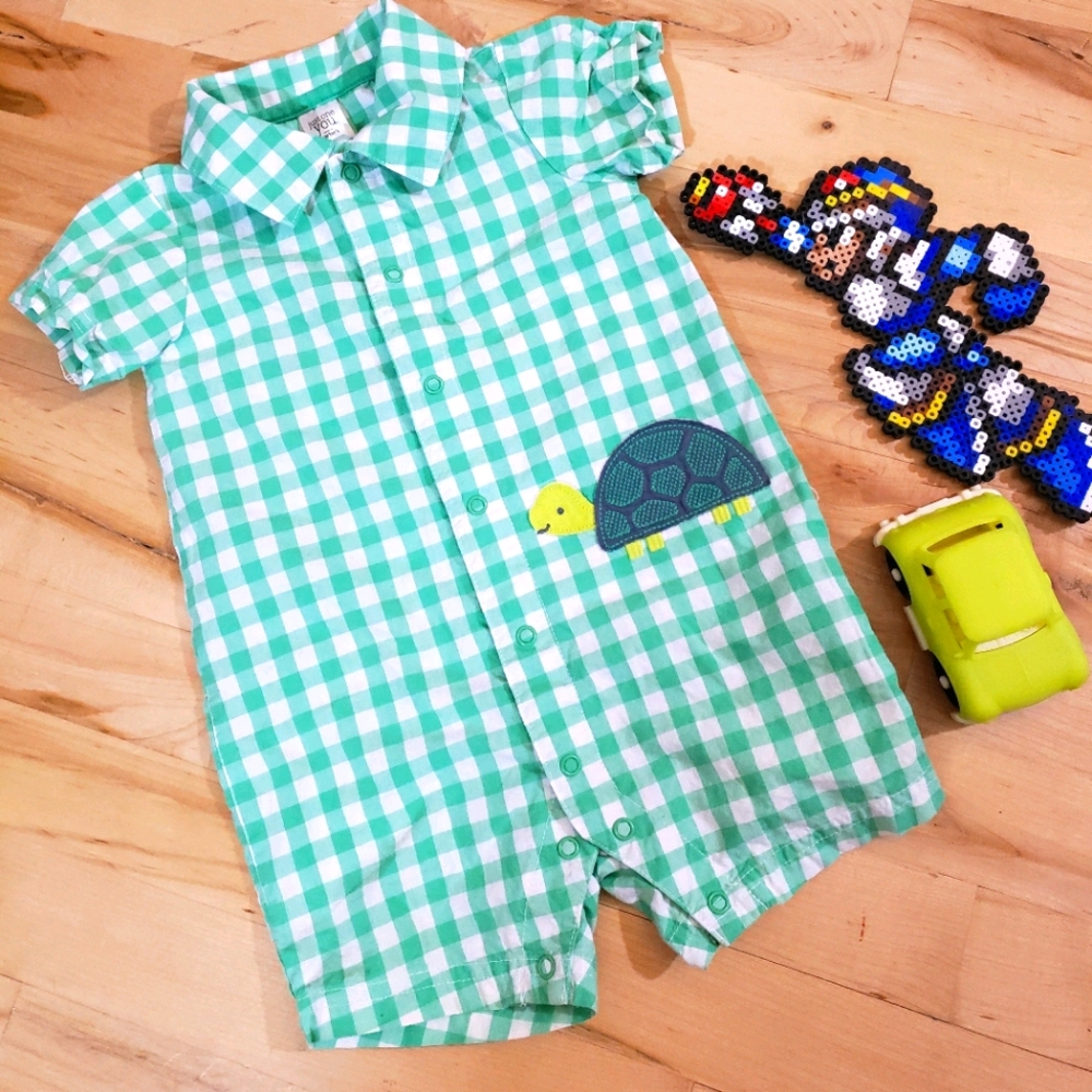 Carter's 12month old romper